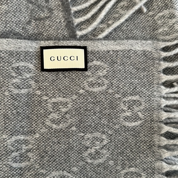 NWT Gucci Nikki Scarf - Picture 5 of 5